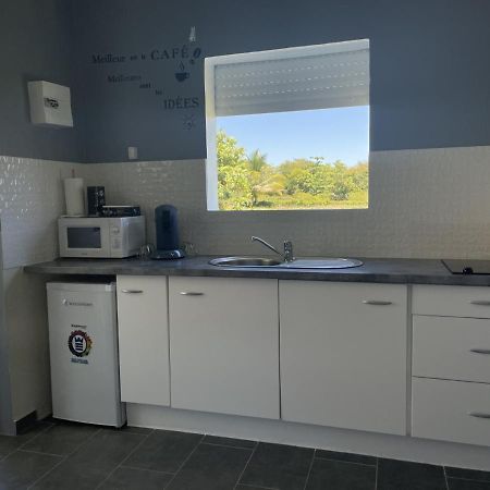 Bungalow De Rose Petit-Canal Екстер'єр фото